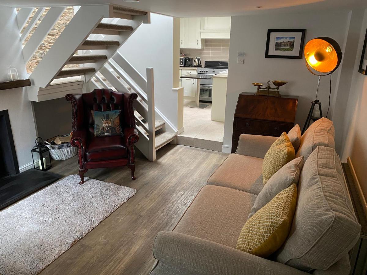 Arthur Street Guest Cottage Хиллсборо Экстерьер фото